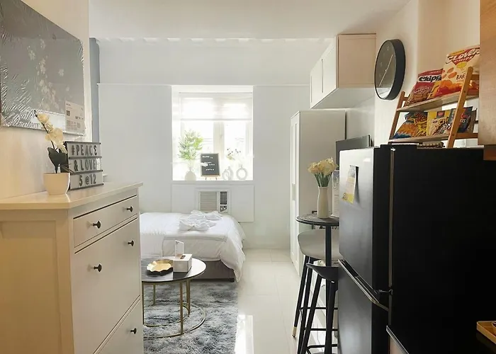 Fully Equipped Premium In Quezon Apartment Manila