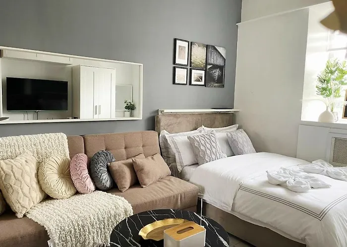 Apartment Fully Equipped Premium In Quezon