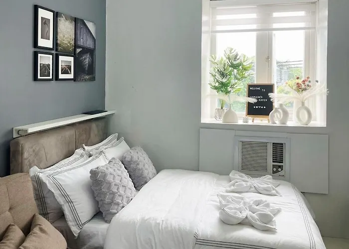 Fully Equipped Premium In Quezon Apartment