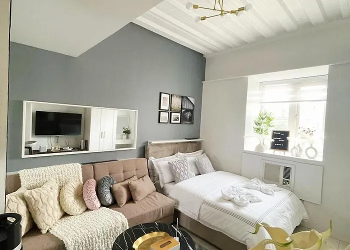 Fully Equipped Premium In Quezon Apartment